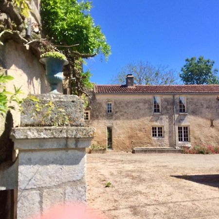 Bed and Breakfast Logis De La Touche Saint-Hilaire-des-Loges Экстерьер фото